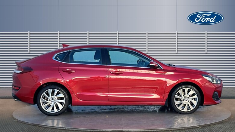 Hyundai I30 Fastback 1.4T GDI SE Nav 5dr Petrol Hatchback